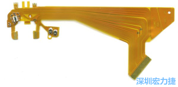 針對(duì)消費(fèi)性電子產(chǎn)品的外型設(shè)計(jì)，F(xiàn)PC可以做任意形狀的適應(yīng)性線(xiàn)路設(shè)計(jì)。